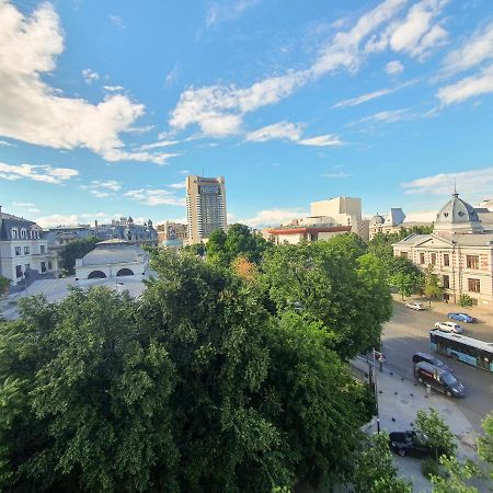Charming Studio With City View Bukarest Eksteriør billede