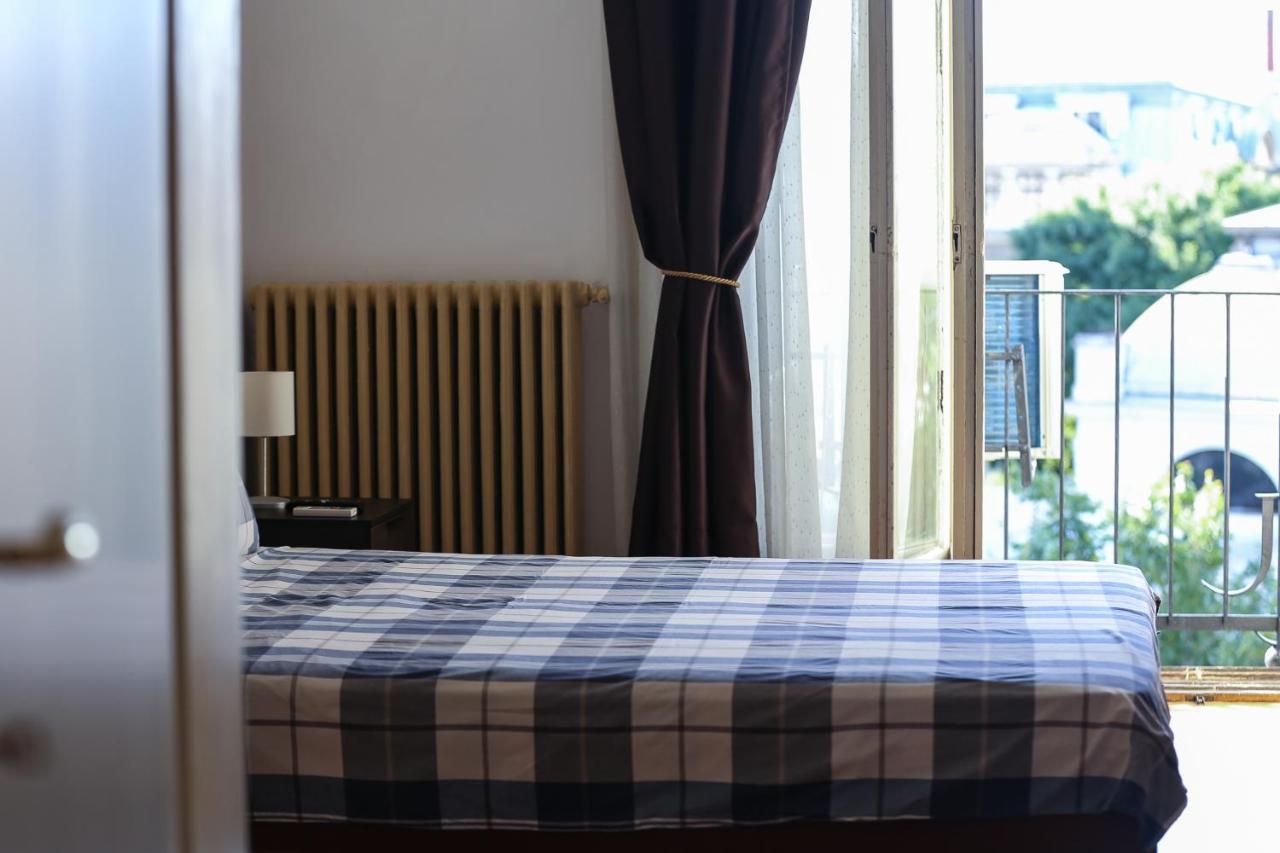 Charming Studio With City View Bukarest Eksteriør billede