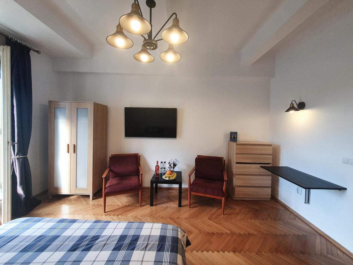 Charming Studio With City View Bukarest Eksteriør billede